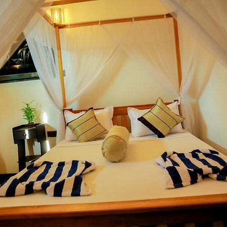 Ruwan Jungle Homestay Mirissa Exterior foto