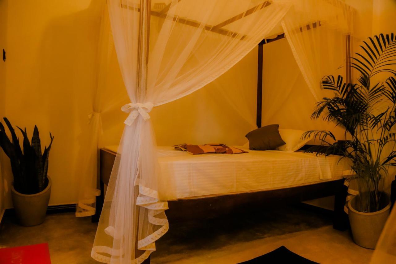 Ruwan Jungle Homestay Mirissa Exterior foto