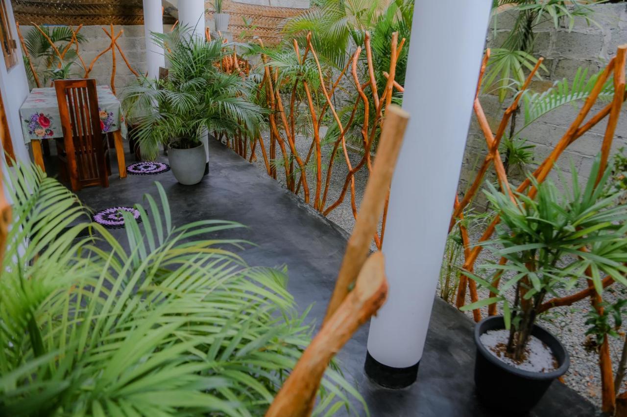 Ruwan Jungle Homestay Mirissa Exterior foto