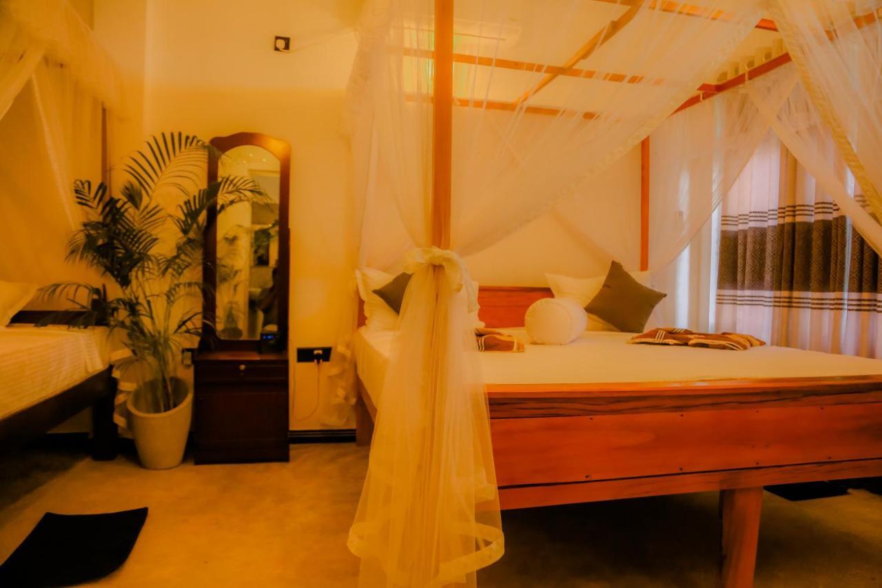 Ruwan Jungle Homestay Mirissa Exterior foto