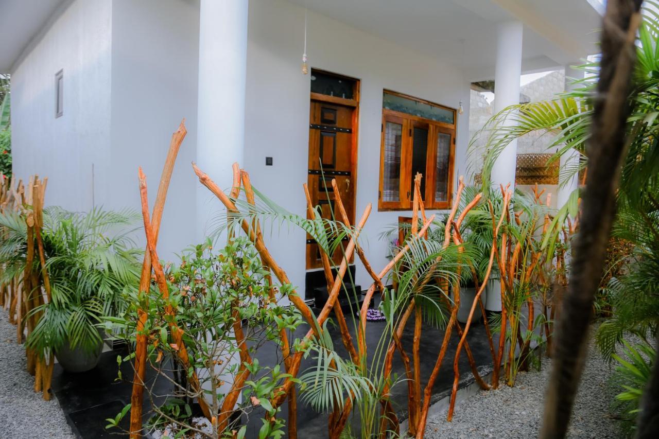 Ruwan Jungle Homestay Mirissa Exterior foto