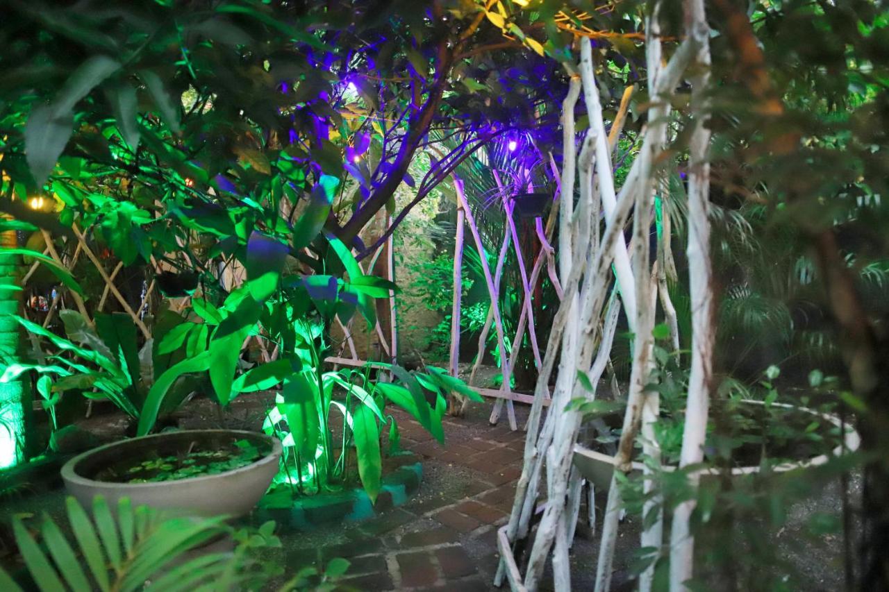 Ruwan Jungle Homestay Mirissa Exterior foto