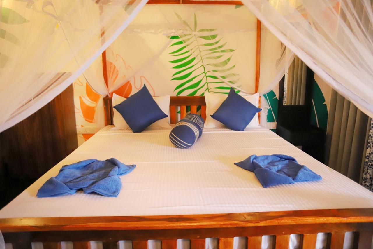 Ruwan Jungle Homestay Mirissa Exterior foto