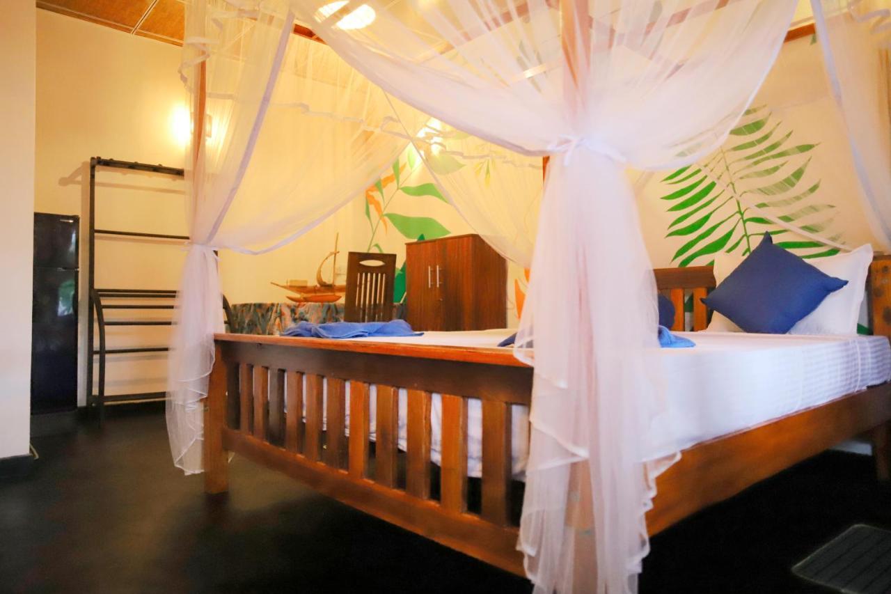 Ruwan Jungle Homestay Mirissa Exterior foto