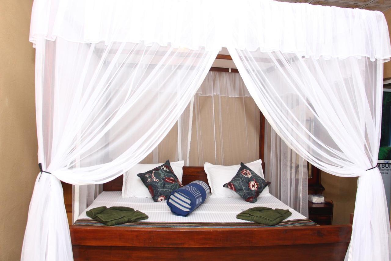 Ruwan Jungle Homestay Mirissa Exterior foto